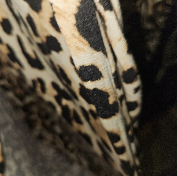 Cato Womans Long Sleeve Cheetah Print Cardigan Size 18W/20W - Picture 4 of 12